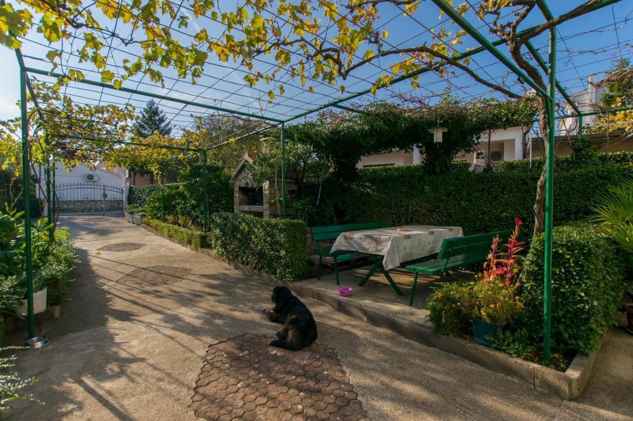 Apartments Branko Vodice Exterior photo